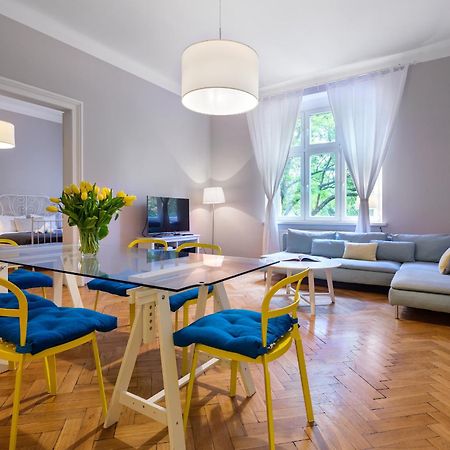 Tyzenhauz Apartments Superior Cracovie Extérieur photo