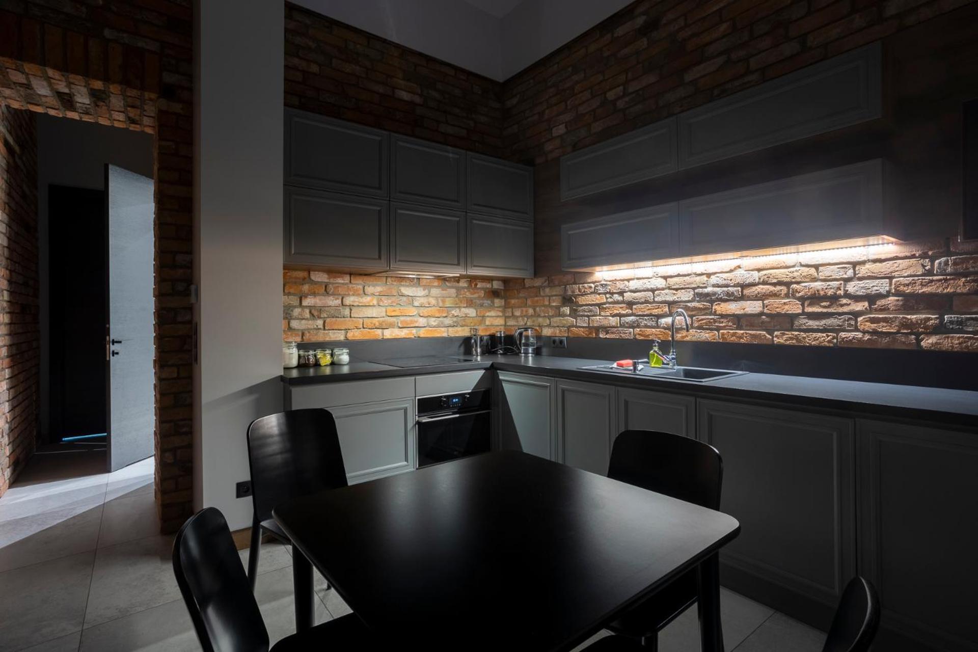 Tyzenhauz Apartments Superior Cracovie Extérieur photo